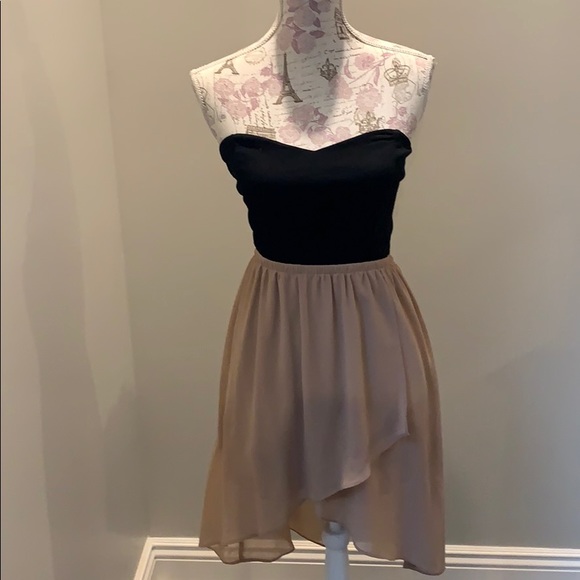 Wet Seal Dresses & Skirts - Black and brown dress